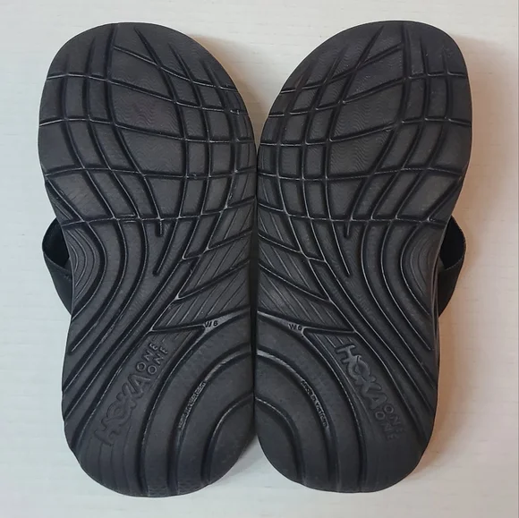 HOKA Women's Black Ora Recovery Flip Flop Sz 6 - Picture 11 of 14